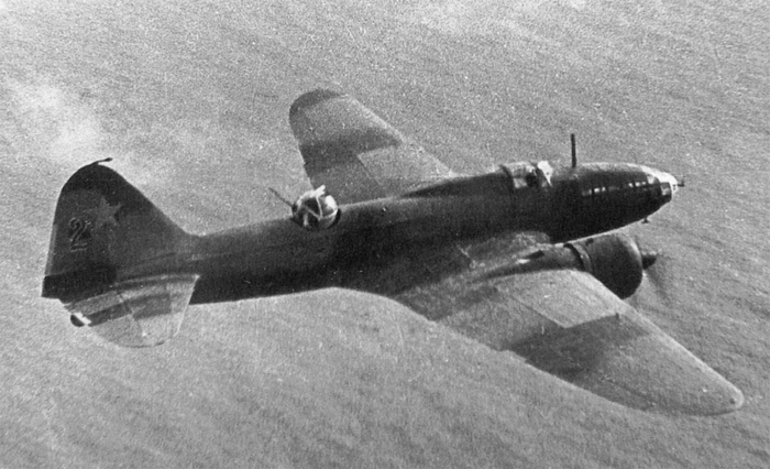 Ил-4 в полете