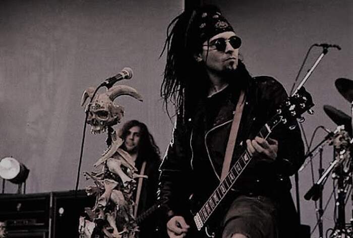 MINISTRY � ����� ������� *Singularity* �� ���������� � ������� 2026 ���� ������� "Hate to Go - Take Out or Delivery" INDUSTRIAL METAL