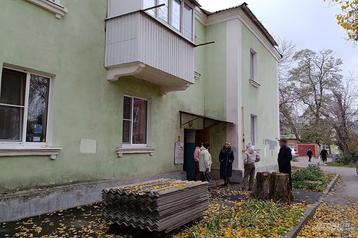 ��� ����� ��� � �����. ����: <a href="https://pikabu.ru/story/aif_pomog_materi_otstoyat_dom_dlya_syinafrontovika_14378841?u=https%3A%2F%2Faif.ru%2F&t=%D0%90%D0%B8%D0%A4&h=f5982b8f2d6f8c417b8f18af99b707f0561b0035" title="https://aif.ru/" target="_blank" rel="nofollow noopener">���</a>/ ������� ��������