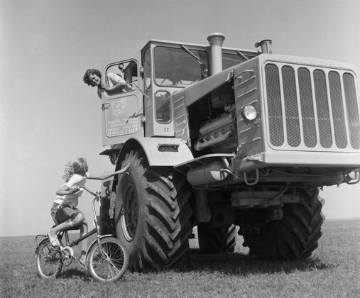 ������������ � �� ������, ��������� ���, 1 ��� 1979 ���� ����: ����� ��������