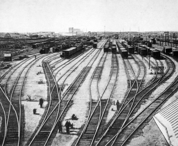 Развитие железных дорог в послевоенном СССР.