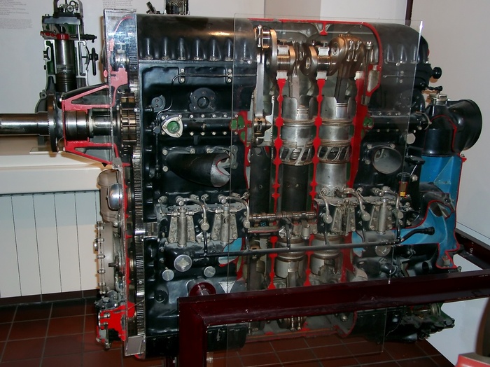 Двигатель Junkers Jumo 204 / 205. Источник фото Википедия.