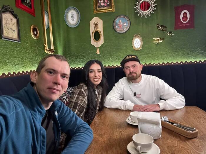 Перед записью интервью с Пашей и Томой
