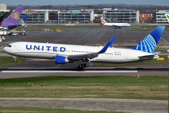 Боинг 767 United Airlines