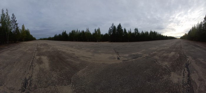 Заброшенный аэродром Гирвас. Фото: Н. Лебедев