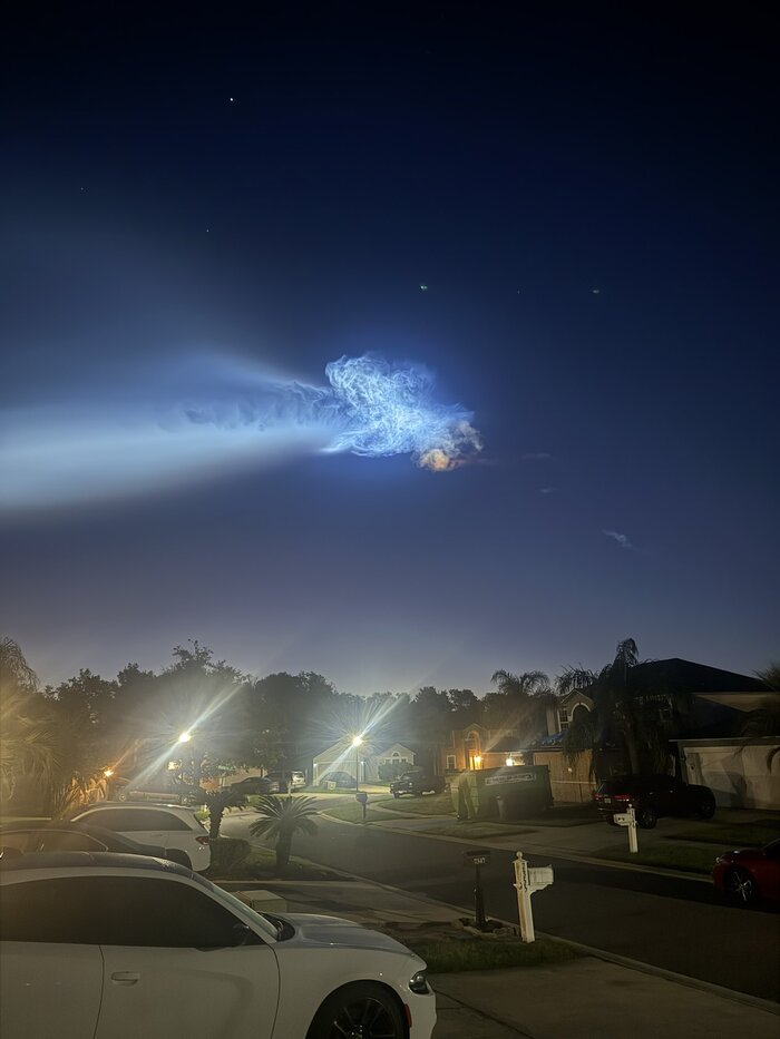 ������ CRS-35 ����� 35-� ������������ ������ �������� �� ��������� ��� ��� NASA. �� ����� ��������� ����� 2860 �� ������, ������� ��������� � ������������ ��� ������� �������������.