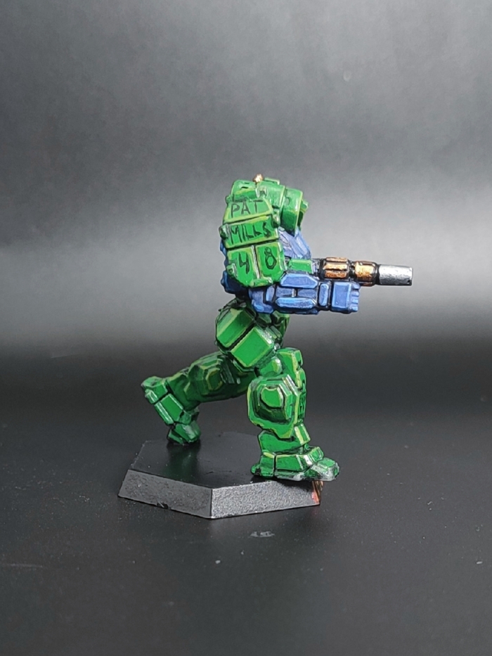 Пэт Миллс это создатель и глава 2000AD