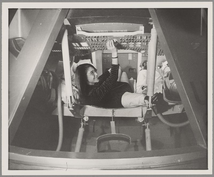 �������� �. ��������� �� ������ ���������� ������ ���������-12�, 1969 ���. <a href="https://mitmuseum.mit.edu/collections/object/GCP-00009683" target="_blank" rel="nofollow noopener">�������� �����������</a>