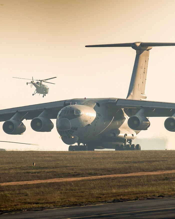 HAL Chetak � ��-76