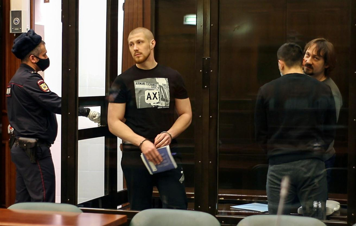 Все пятеро осуждённых по делу Голунова покинули колонии