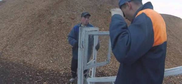 Толик блять. Толик блять. Приколы с именем толя. Приколы про толю. Толик блять.