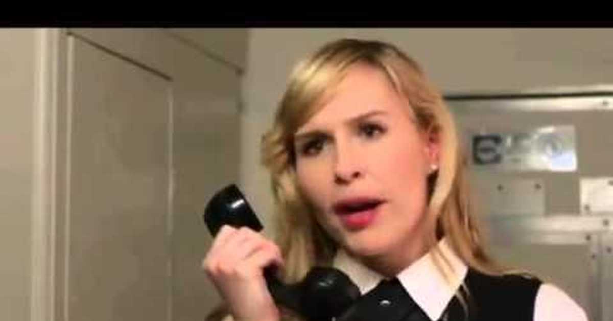 Выключайте телефон на борту самолета | Пикабу